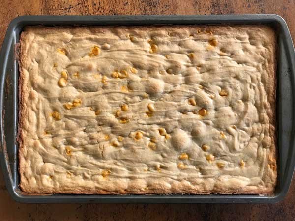 Pumpkin Spice Blondie Cookie Bars